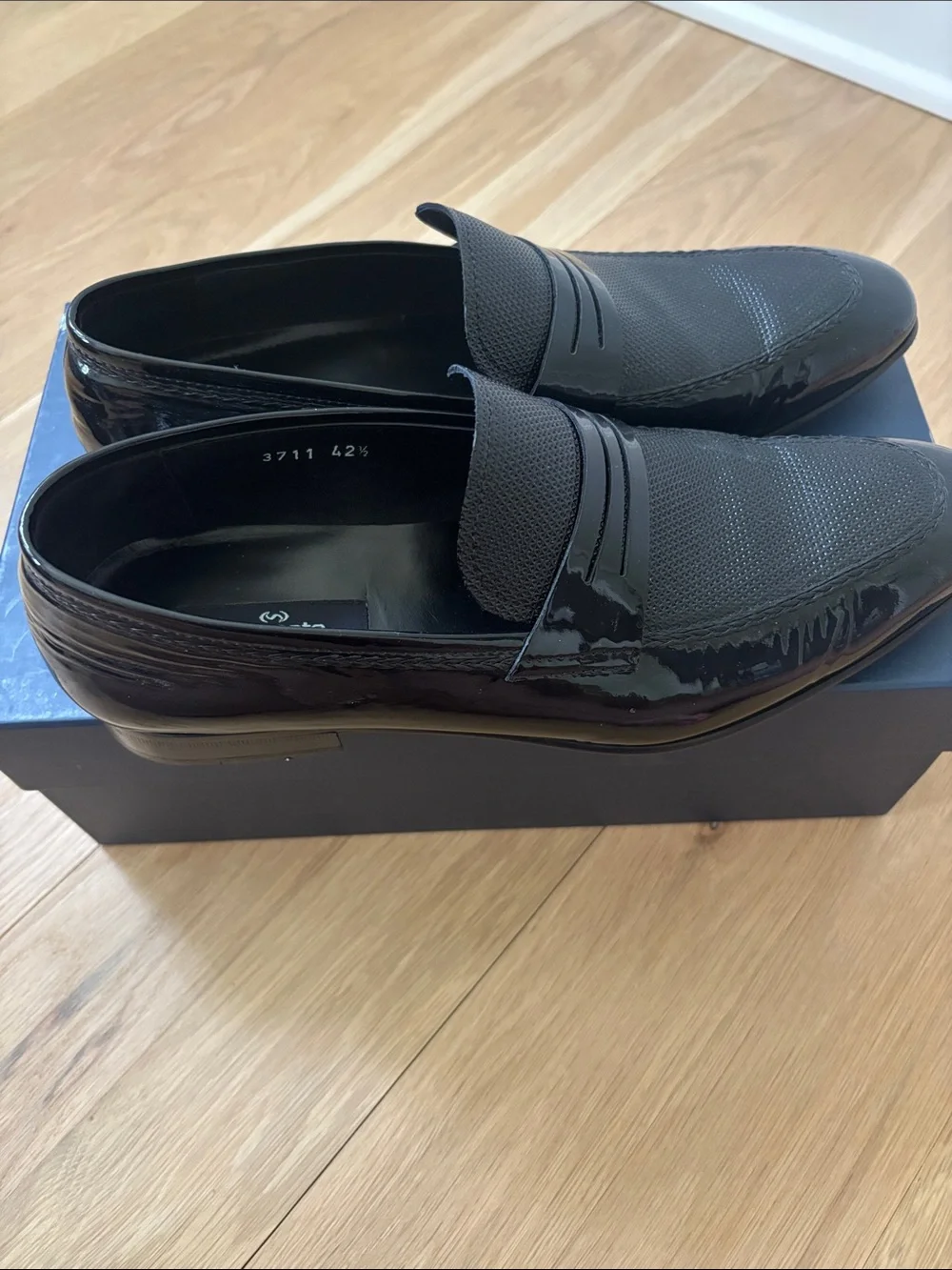 Corrente Black Men’s Textured Penny Loafers